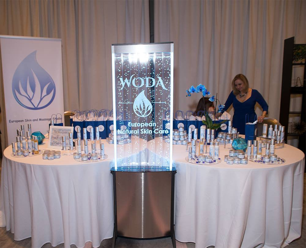 Bubbling Water Fountain At The Golden Globes